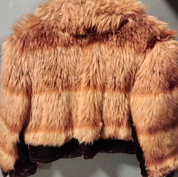 Vintage International Ladies’ Garment Workers’ Union (ILGWU) Brown Fur Jacket - Picture 3 of 7